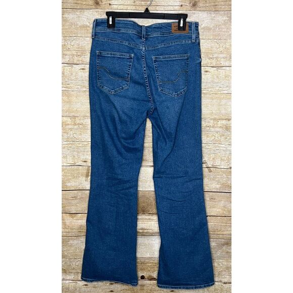 SIGNATURE BY LEVI'S STRAUSS HIGH RISE CASUAL EVERYDAY WEAR SIMPLE FLARE JEANS - Picture 2 of 5